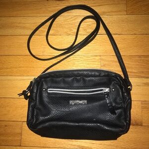 Kenneth Cole Reaction Crossbody purse